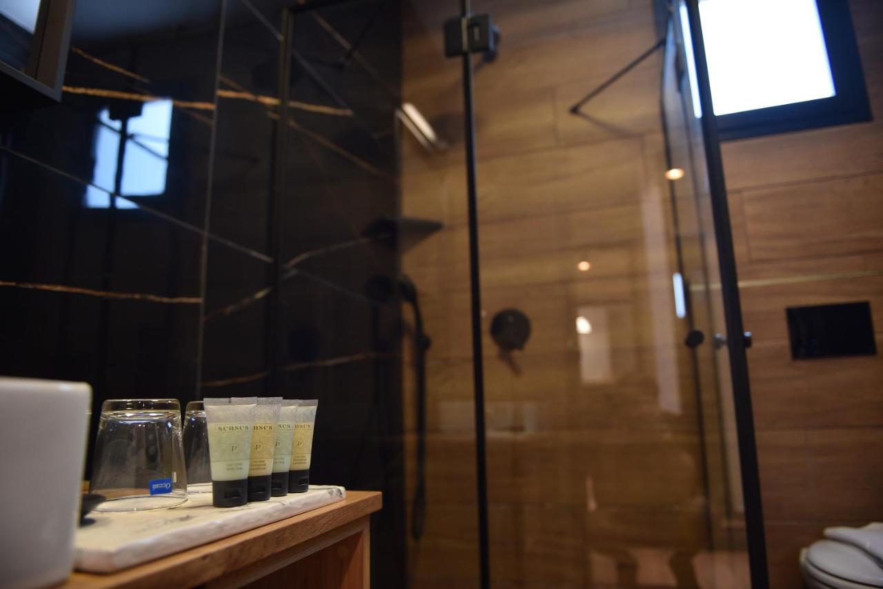 Selfie'S Boutique Hotel Тверия Экстерьер фото