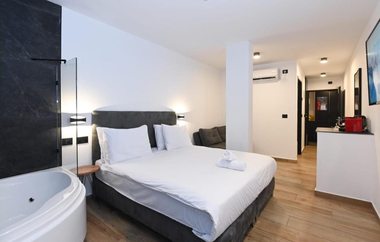 Selfie'S Boutique Hotel Тверия Экстерьер фото